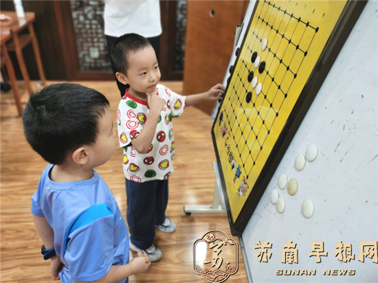 20240929国粹传承 “棋”乐无穷——句容市图书馆举办围棋公益课堂501.png