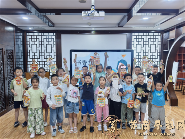 20250908句容市图书馆举办“书香九月 心系师恩”教师节主题活动468.png