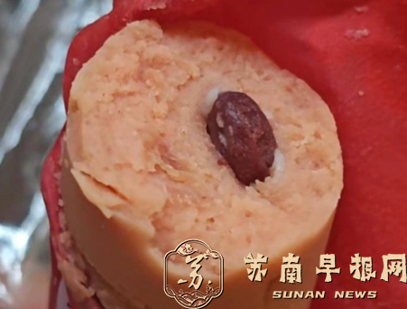 火腿肠内吃出红色异物！ 消费者维权获赔一千元