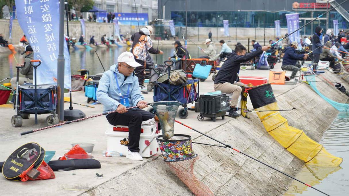 比赛现场。荣昆鹏摄